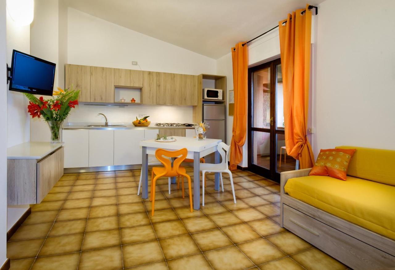 Residence Appartamenti Caffarena 아르바탁스 외부 사진